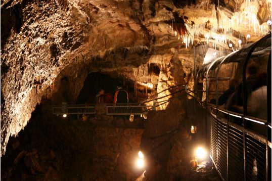Grotten van Hotton