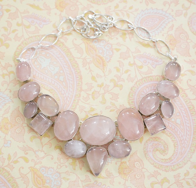 rozenkwarts ketting
