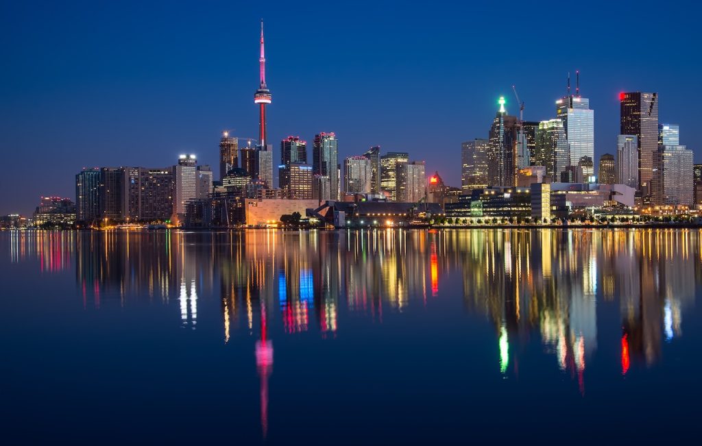 toronto at night
