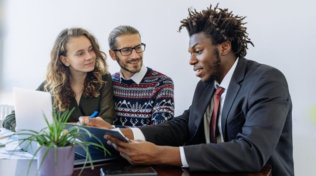 creatieve mensen verbinden met ondernemers